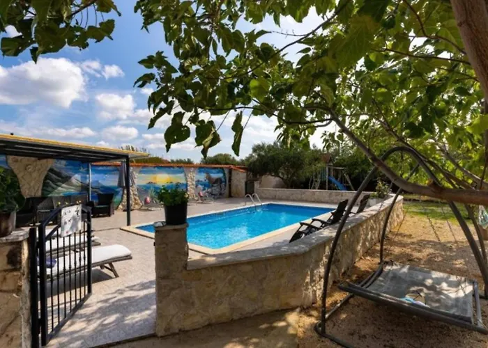 וילה Nadalina By Guide Velika Cista (Sibenik-Knin)